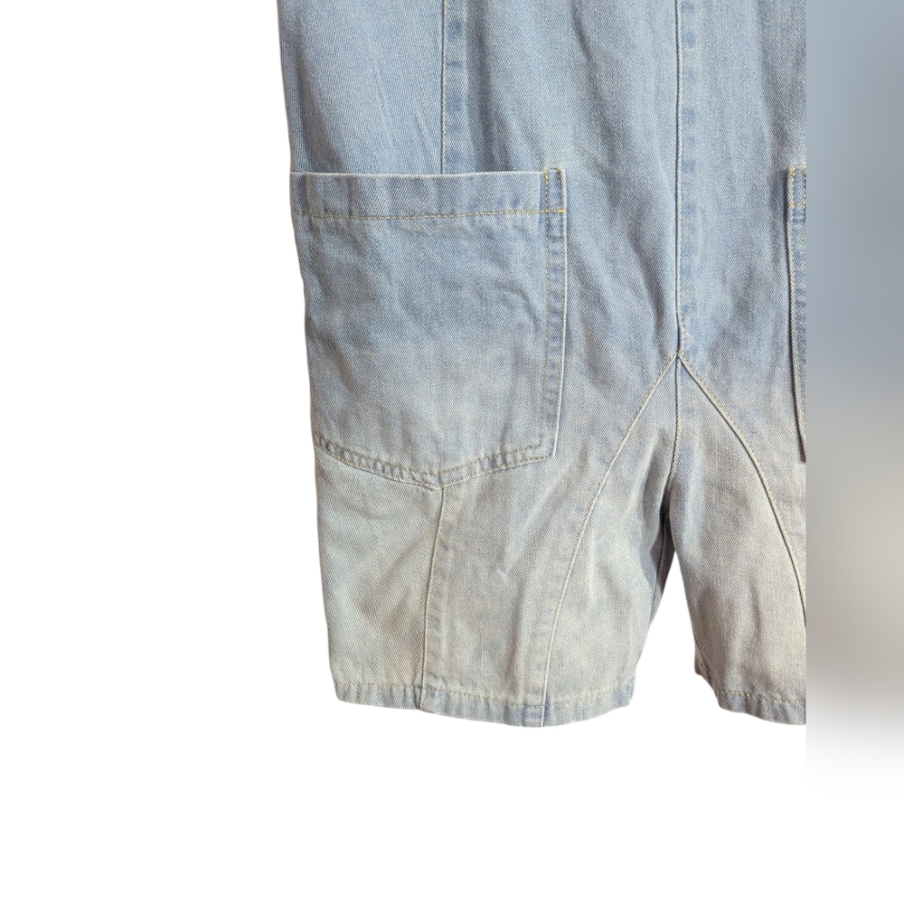 β¨ Chartou Collection Denim Romper | Adjustable Strap | Light Wash | Size M | NWT - Picture 7 of 9